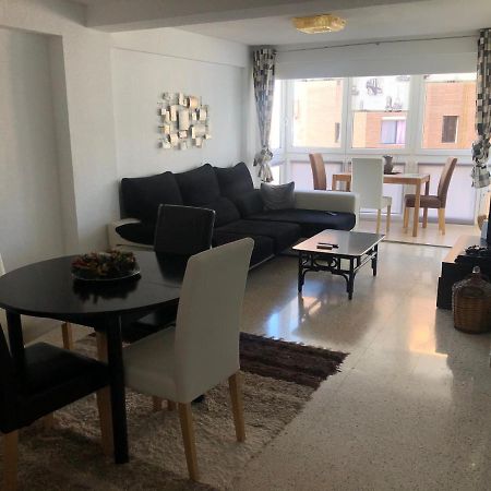 בנידורם Cosy Apartment 5 Min From The Beach , Sea View מראה חיצוני תמונה